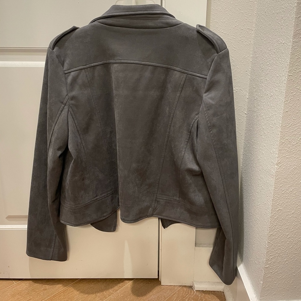 Grey jacket - Picture 2 of 6
